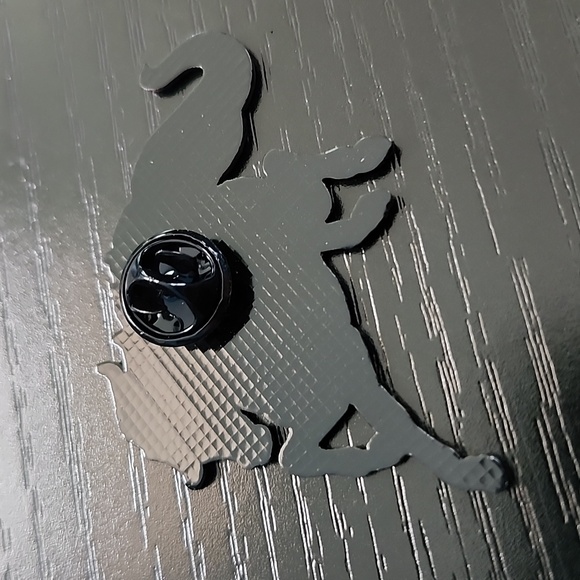 Rainbow Brite Enamel Pin - Picture 2 of 3